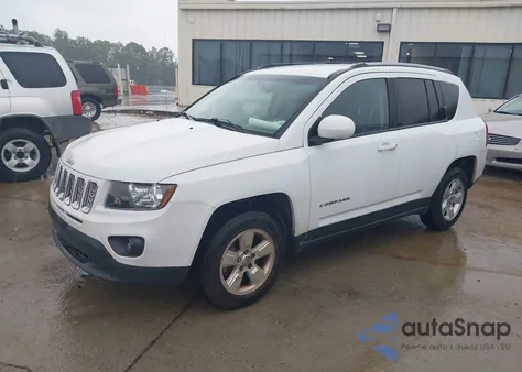 2017 Jeep Compass Latitude Fwd z USA, uszkodzony, nr VIN 1C4NJCEB0HD182687